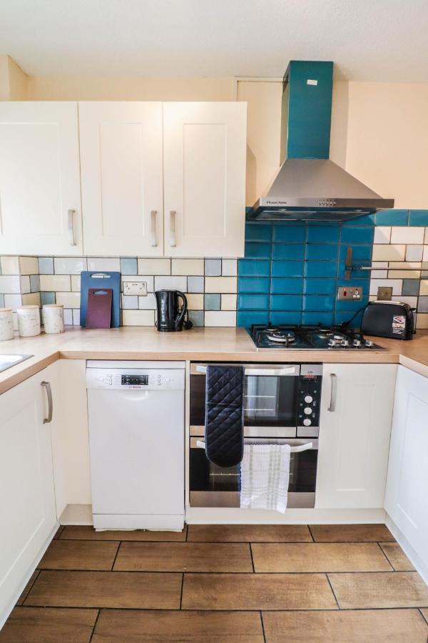 Spacious 1 Bed Flat-Free Parking Хитроу Экстерьер фото